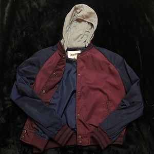LIKE NEW 80s-Style Bomber Jacket